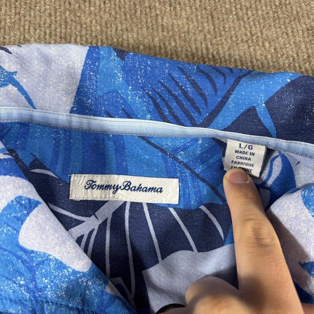 Tommy Bahama Mens Large Blue Palm Print Silk Short Sleeve Button Front Shirt - Picture 3 of 8